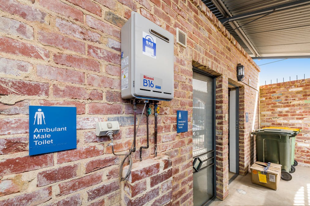 4 Gordon Place, Northam, WA, 6401 - Image 23