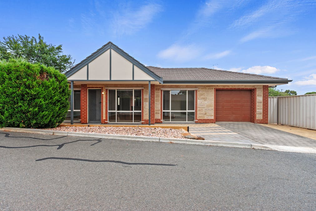 1/372 Main North Road, Clare, SA, 5453 - Image 2