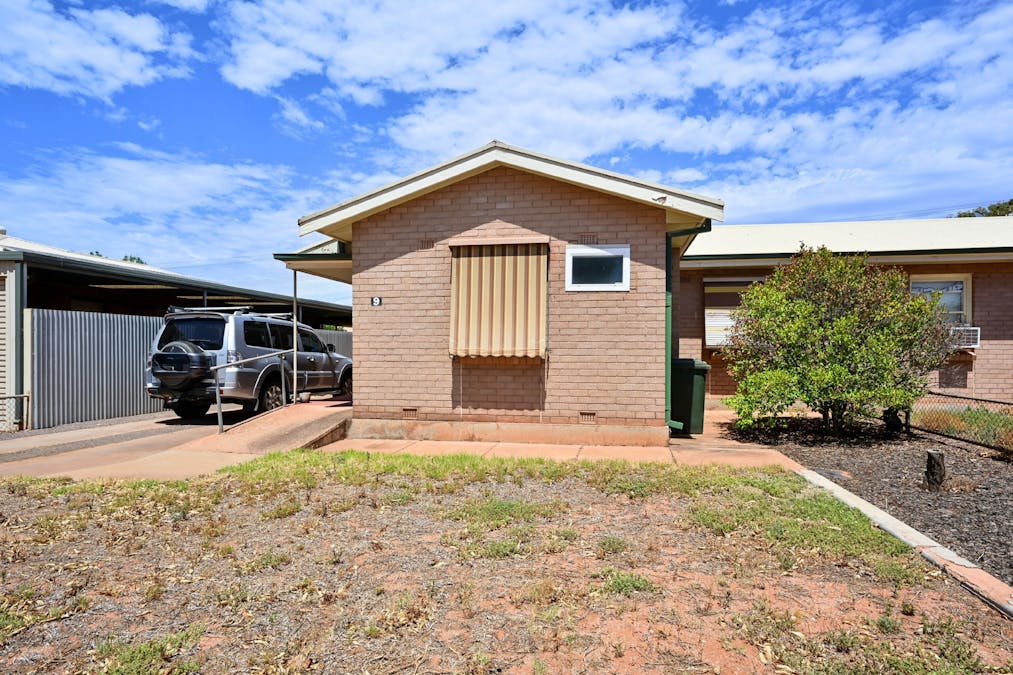9 Smoker Street, Whyalla Norrie, SA, 5608 - Image 2