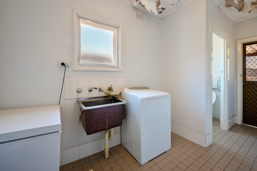 9 Smoker Street, Whyalla Norrie, SA, 5608 - Image 8