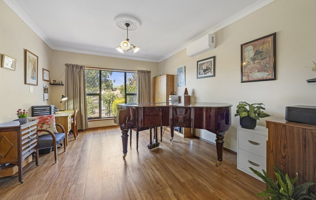 7 Marina View Court, Murray Bridge, SA, 5253 - Image 7