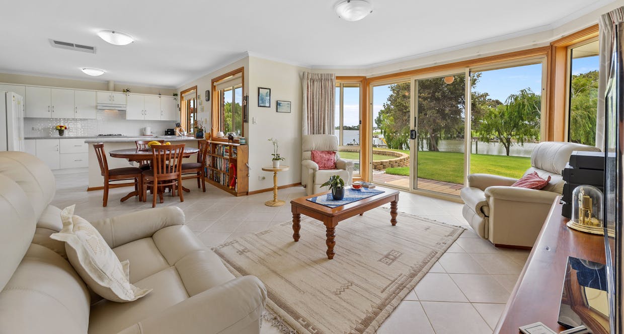 7 Seymour Drive, Wellington East, SA, 5259 - Image 12