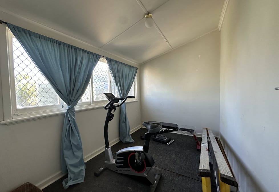 5 Charles Street, Katanning, WA, 6317 - Image 13