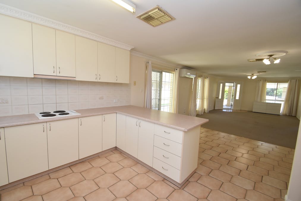 6 Jabiru Drive, Goondiwindi, QLD, 4390 - Image 6