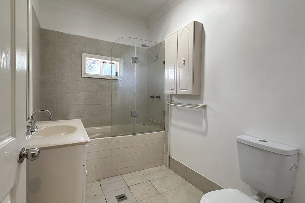 81 Monaghan Street, Cobar, NSW, 2835 - Image 10