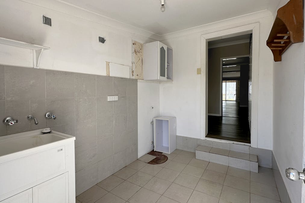 81 Monaghan Street, Cobar, NSW, 2835 - Image 17