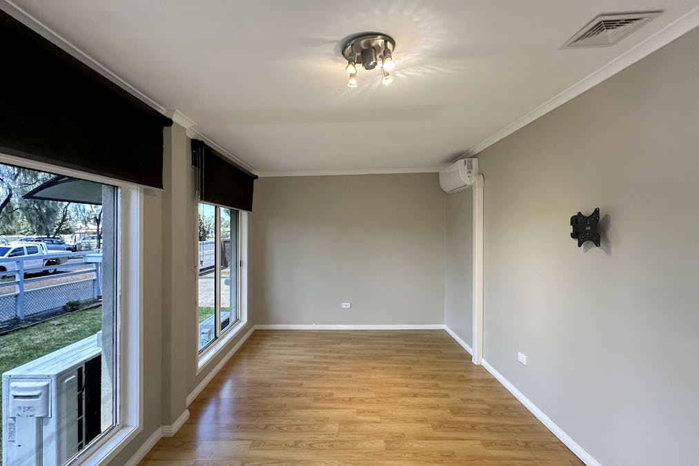 81 Monaghan Street, Cobar, NSW, 2835 - Image 16