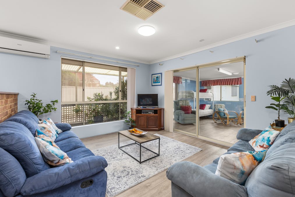 299 Ocean Drive, Withers, WA, 6230 - Image 9