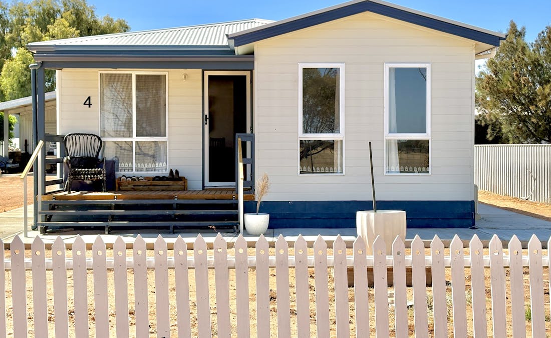 4 Heath Street, Wudinna, SA, 5652 - Image 1