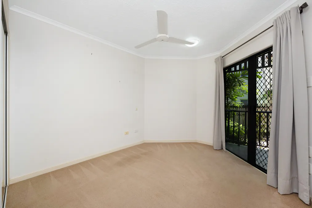 2/106 Eyre Street, North Ward, QLD, 4810 - Image 3