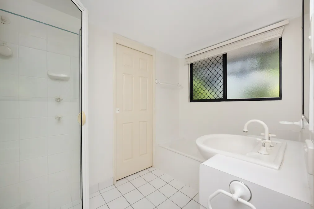 2/106 Eyre Street, North Ward, QLD, 4810 - Image 7