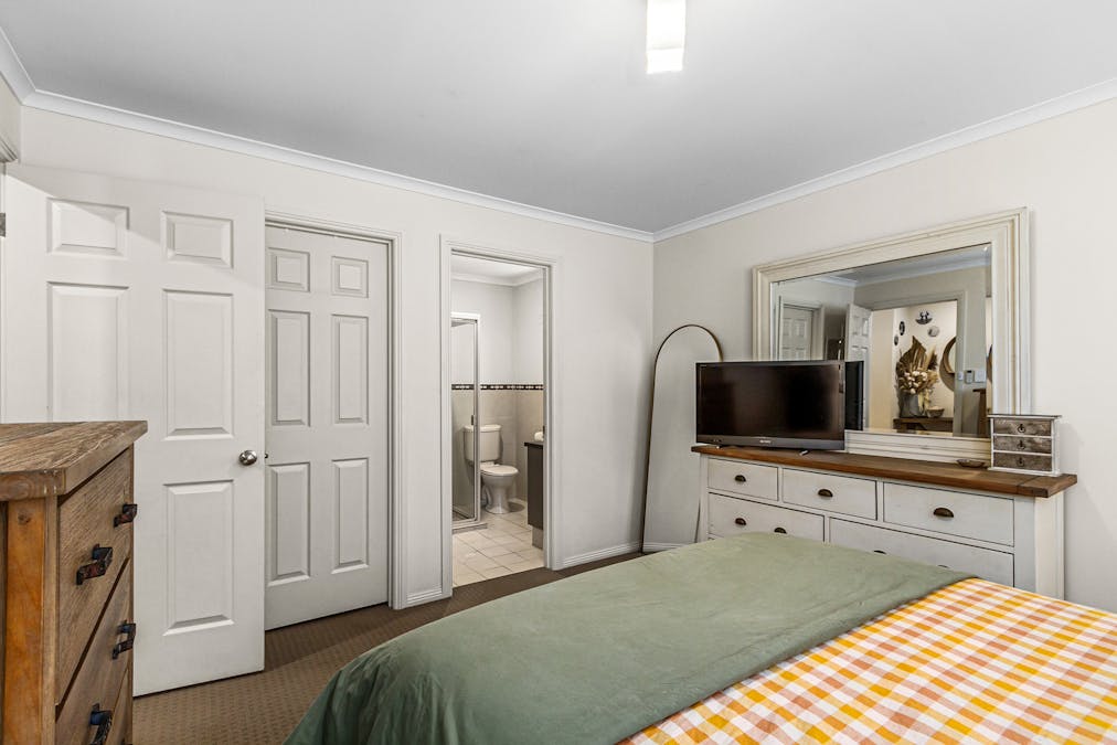 19 Pandappa Drive, Clare, SA, 5453 - Image 18