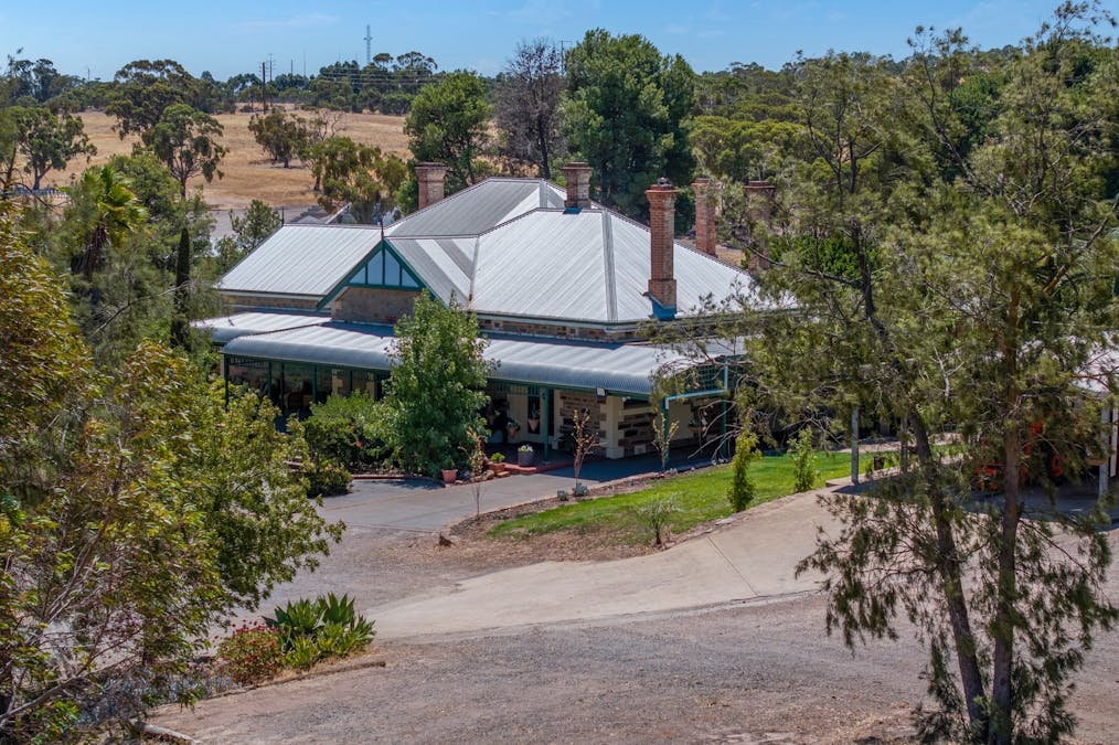 134 Farrell Flat Road, Clare, SA, 5453 - Image 1