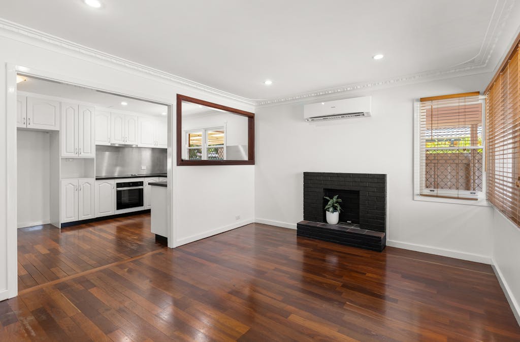 8 Sungrove Avenue, East Bunbury, WA, 6230 - Image 3