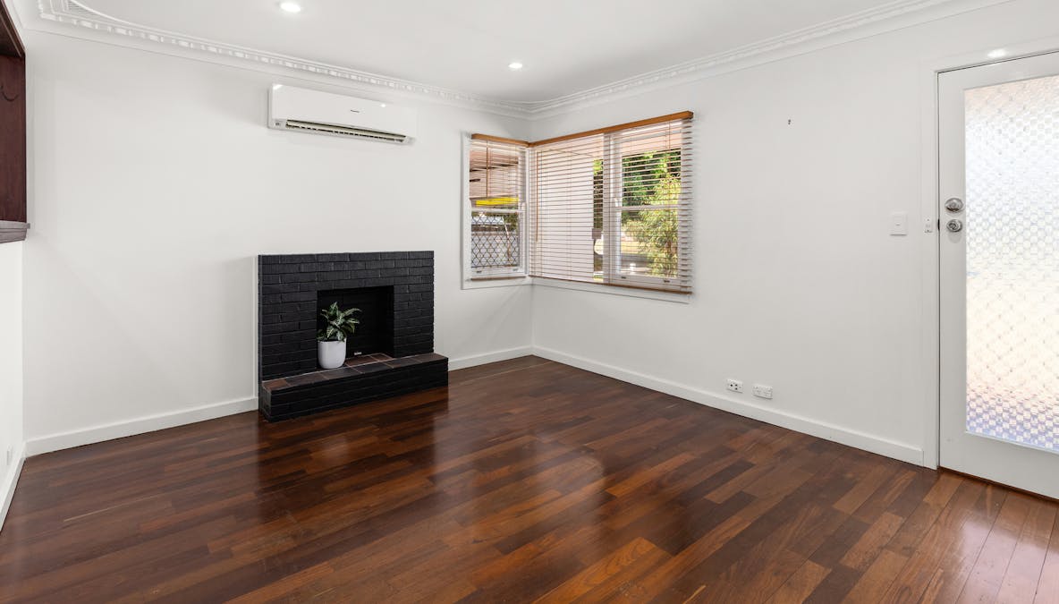 8 Sungrove Avenue, East Bunbury, WA, 6230 - Image 8