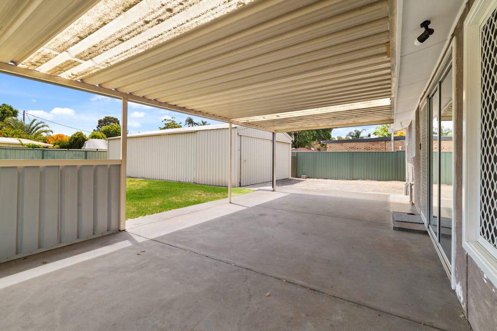 8 Sungrove Avenue, East Bunbury, WA, 6230 - Image 18
