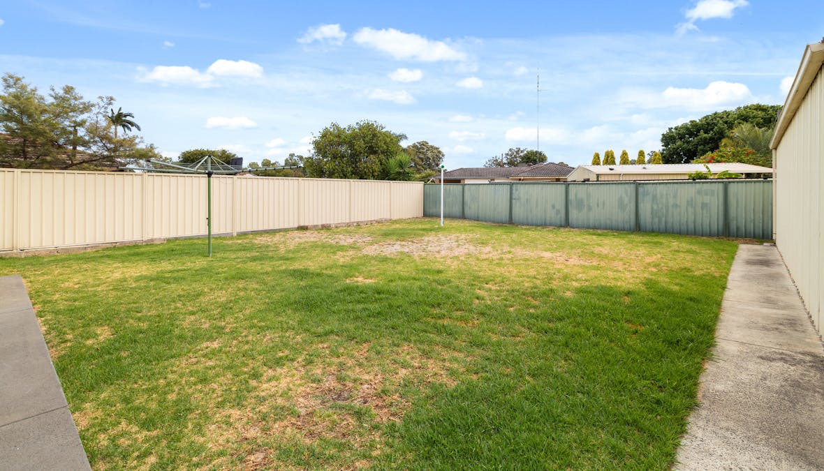 8 Sungrove Avenue, East Bunbury, WA, 6230 - Image 19