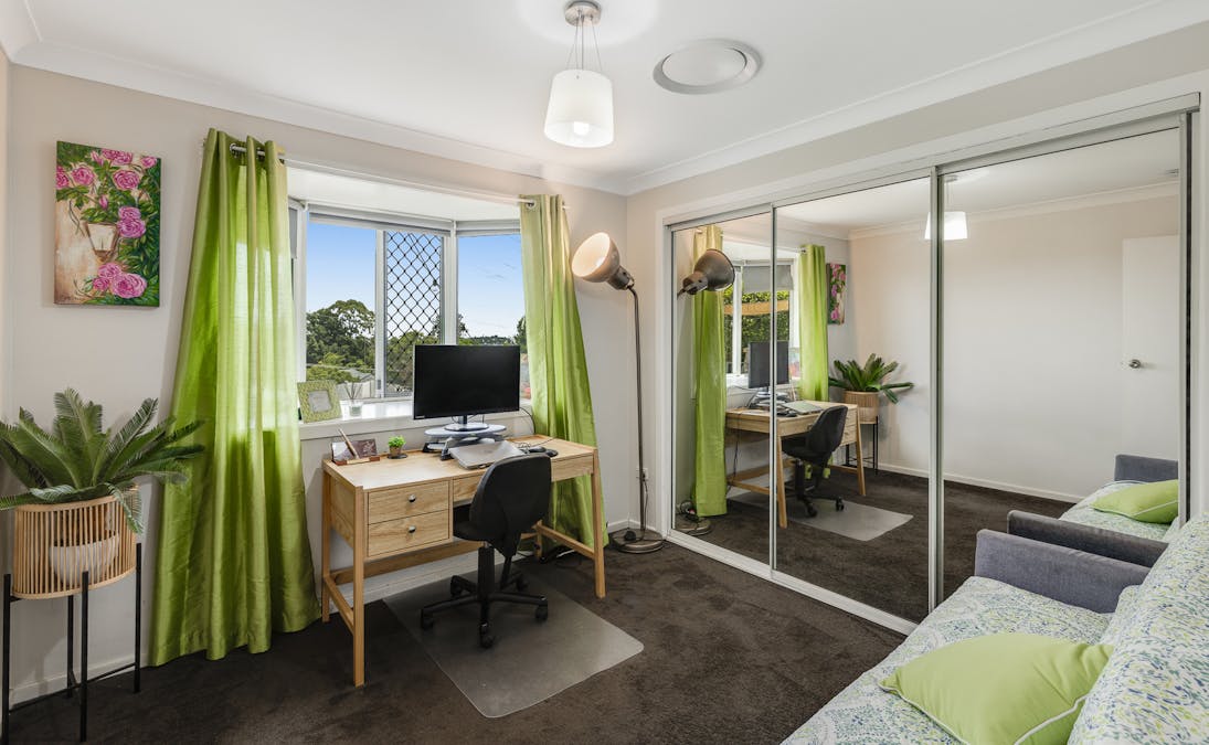 12 Beck Street, Mount Lofty, QLD, 4350 - Image 15