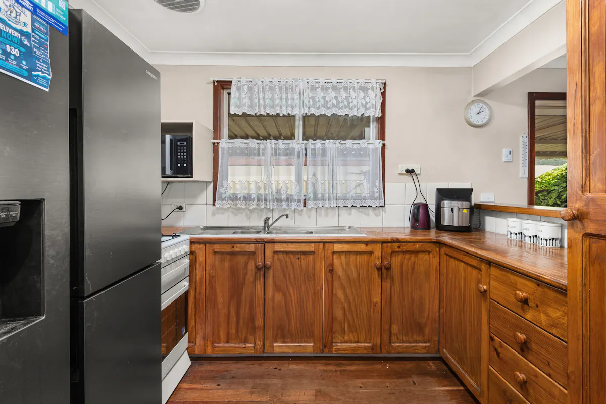51 Hudson Road — photo 8 of 23