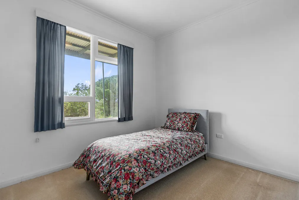 6 Bindarrah Road, Clare, SA, 5453 - Image 16