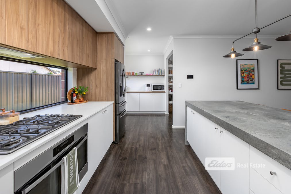 32 Peet Street, Harvey, WA, 6220 - Image 11