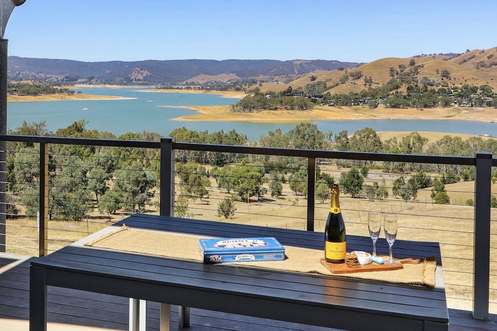 55 Hutchinsons Road, Bonnie Doon, VIC, 3720 - Image 1