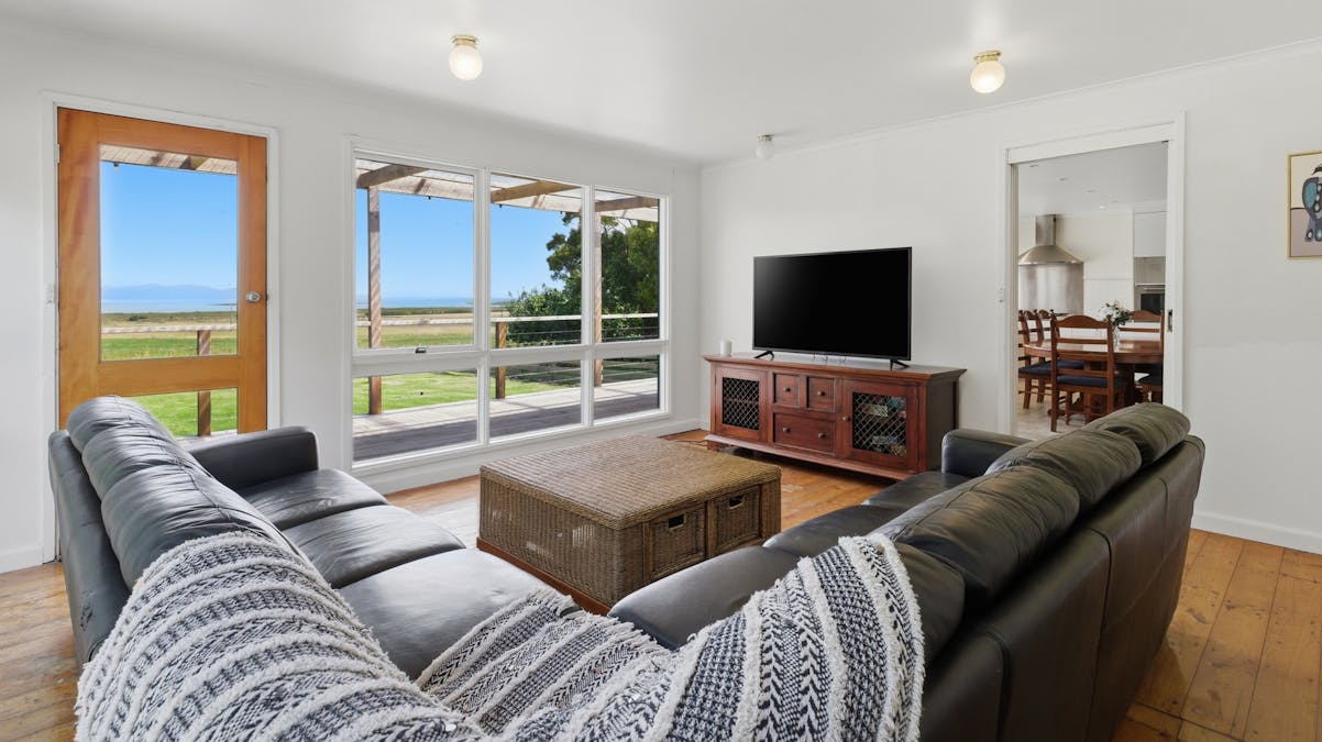 5208 South Gippsland Highway, Toora, VIC, 3962 - Image 10