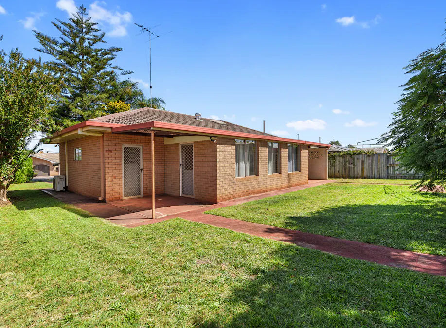 11 Rye Street, Wilsonton, QLD, 4350 - Image 4