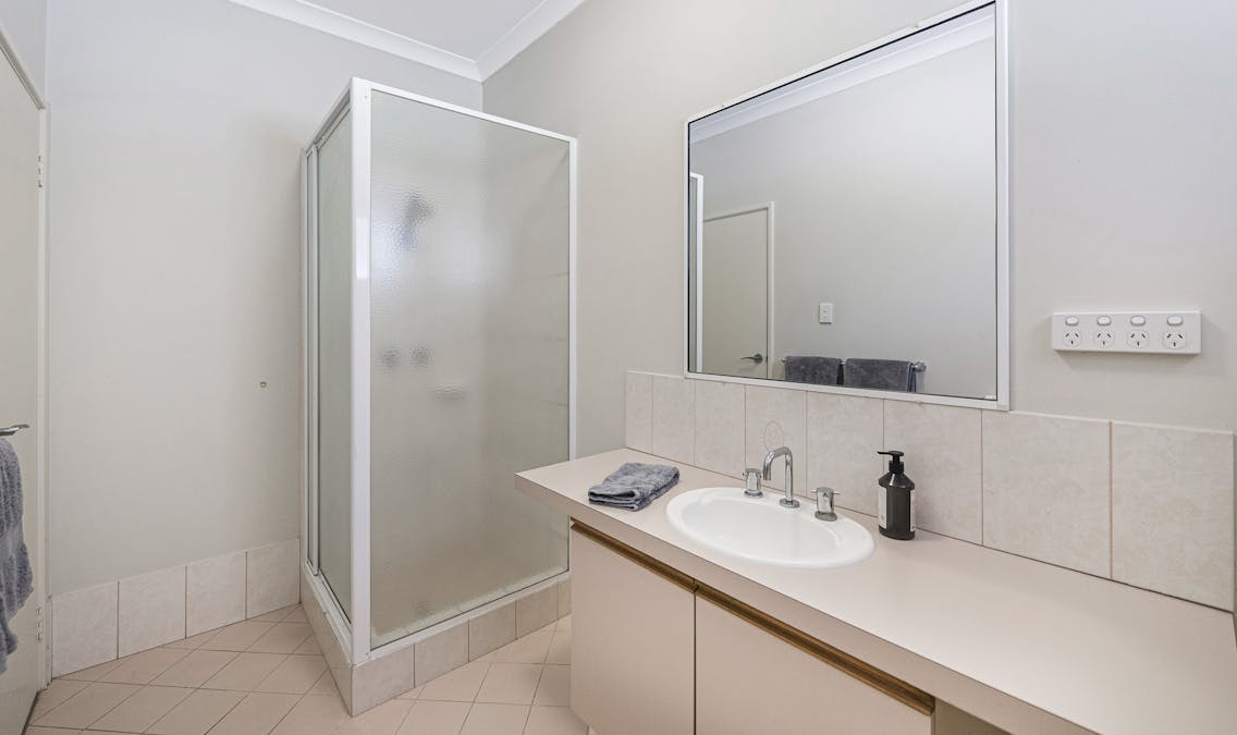 77 Lakelands Drive, Gnangara, WA, 6077 - Image 18