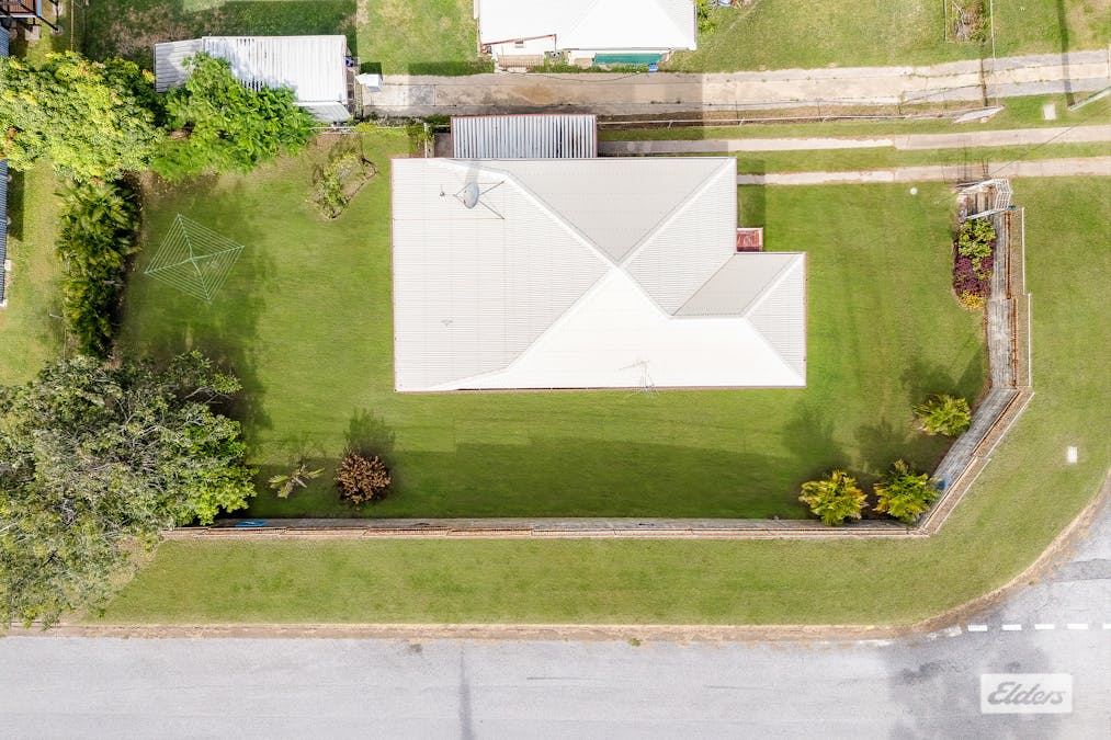 30 Roberts Street, South Gladstone, QLD, 4680 - Image 18