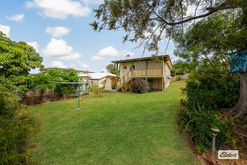 30 Roberts Street, South Gladstone, QLD, 4680 - Image 14