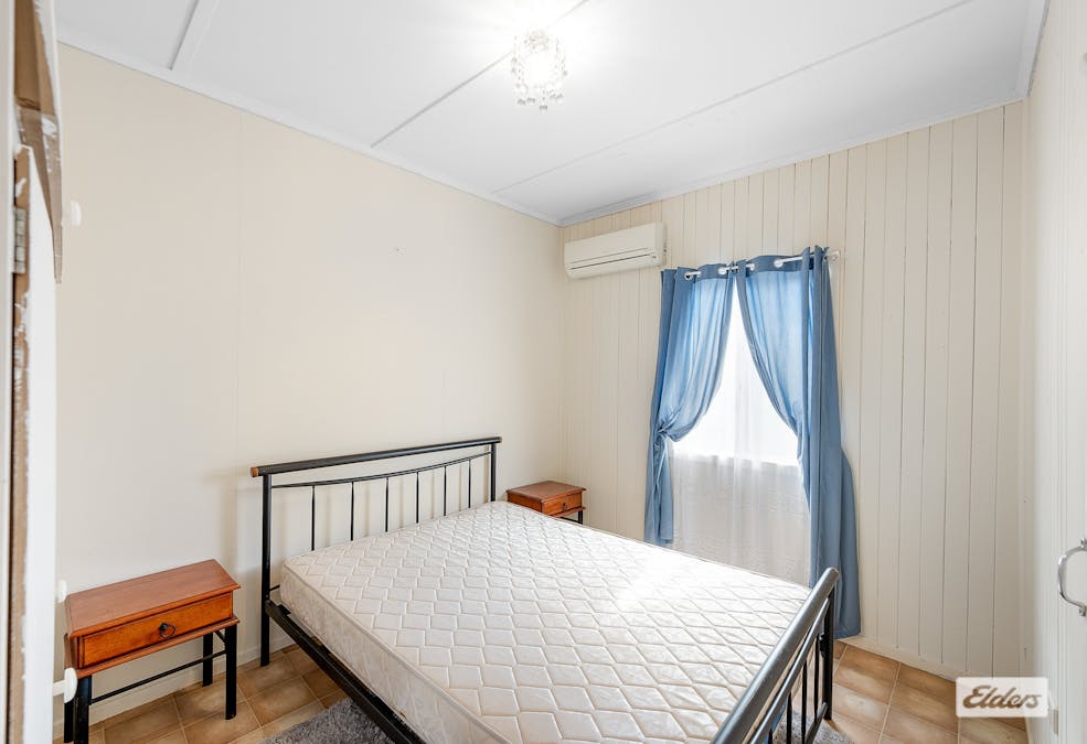 30 Roberts Street, South Gladstone, QLD, 4680 - Image 10