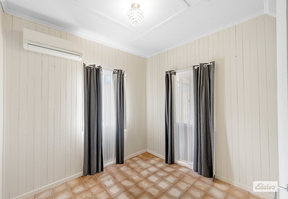 30 Roberts Street, South Gladstone, QLD, 4680 - Image 11