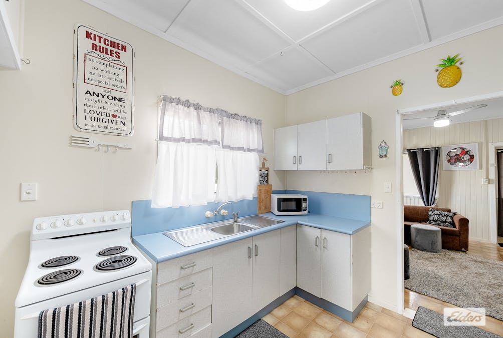 30 Roberts Street, South Gladstone, QLD, 4680 - Image 6