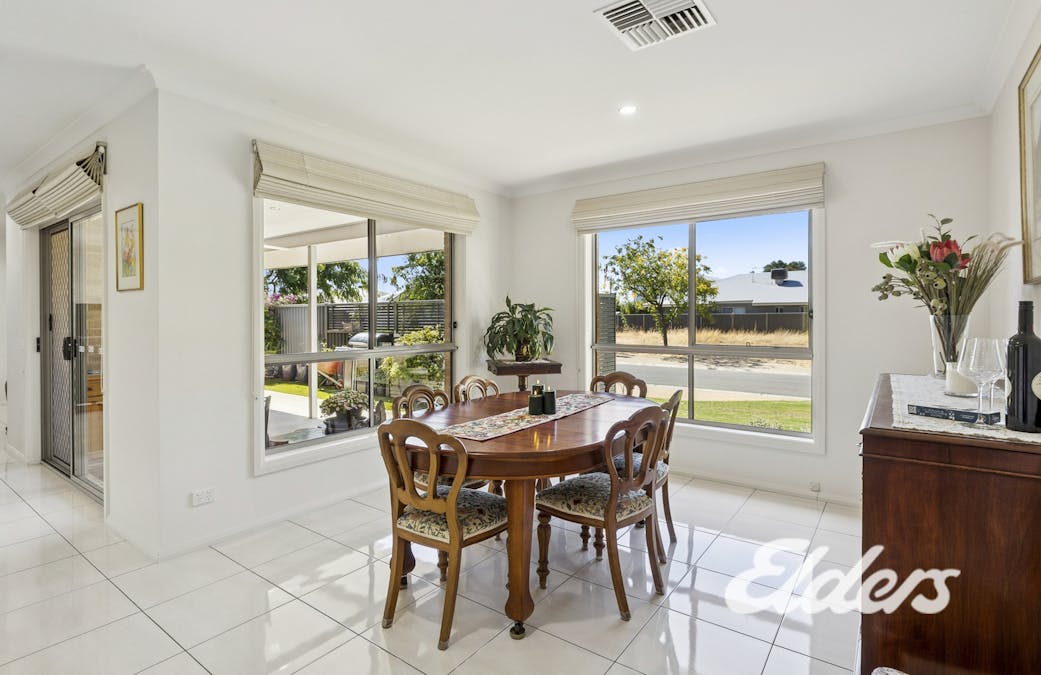 71 Robinson Way, Yarrawonga, VIC, 3730 - Image 9