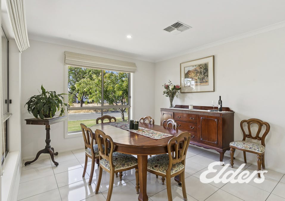71 Robinson Way, Yarrawonga, VIC, 3730 - Image 8