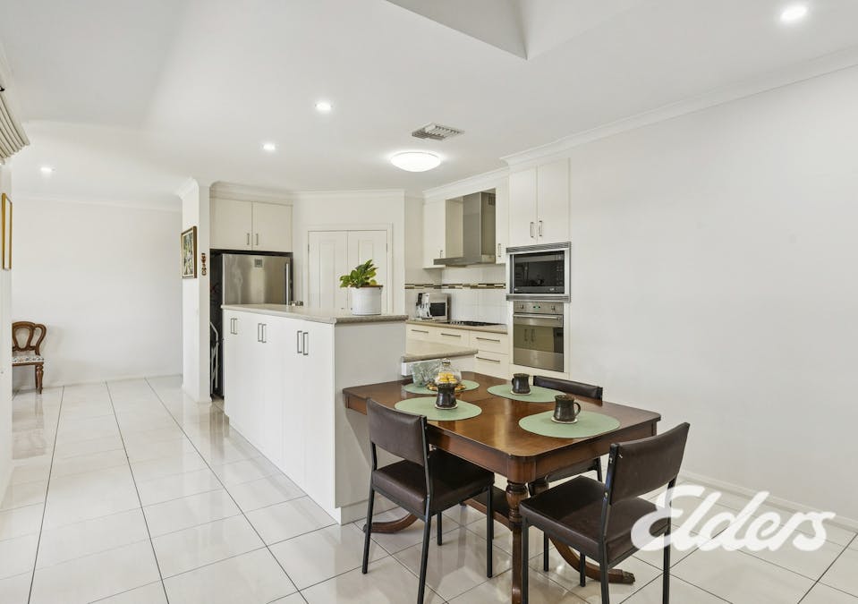 71 Robinson Way, Yarrawonga, VIC, 3730 - Image 10