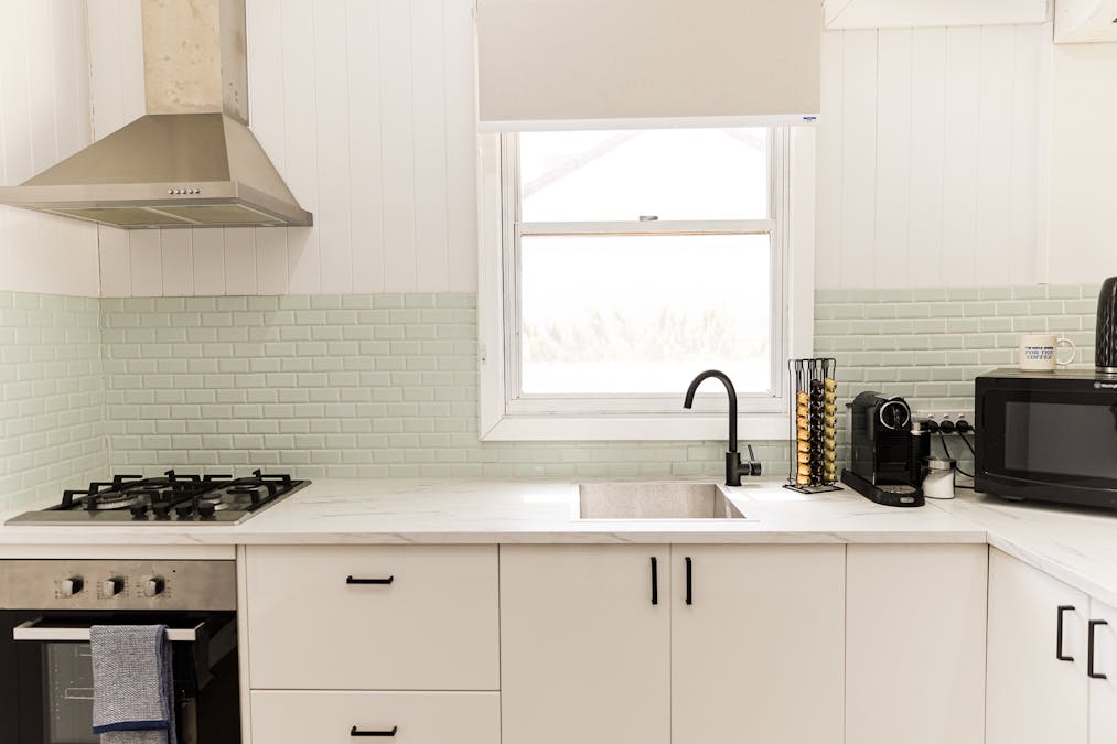 8 Jubilee Street, Merredin, WA, 6415 - Image 5