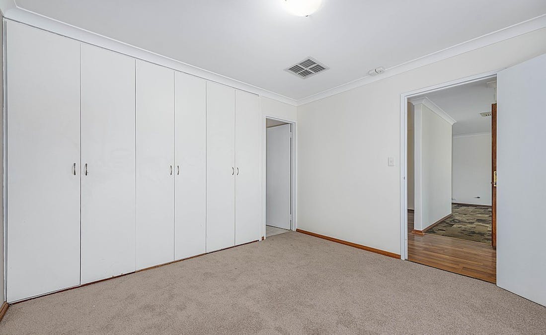 4 Ross Court, Safety Bay, WA, 6169 - Image 9