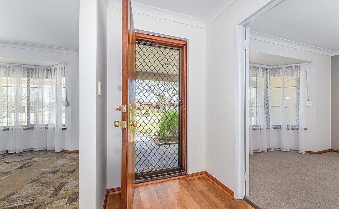 4 Ross Court, Safety Bay, WA, 6169 - Image 4