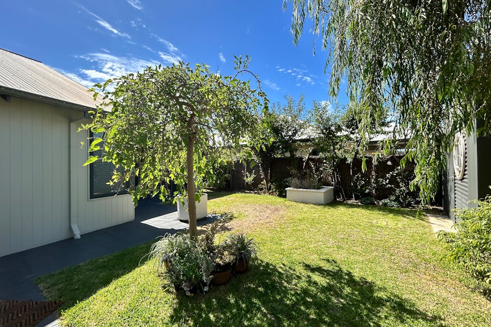 147 Dalyellup Boulevard, Dalyellup, WA, 6230 - Image 15