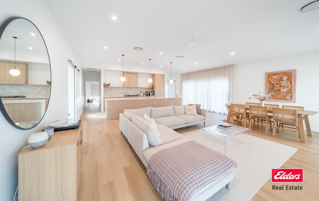 19 Paterson Circuit, Dubbo, NSW, 2830 - Image 6