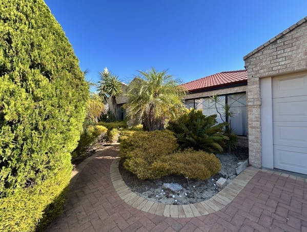 8 Bosberry Close, Eaton, WA, 6232 - Image 1