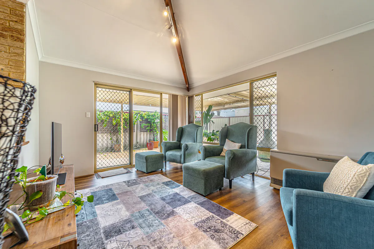 30 Caffra Close — photo 15 of 28