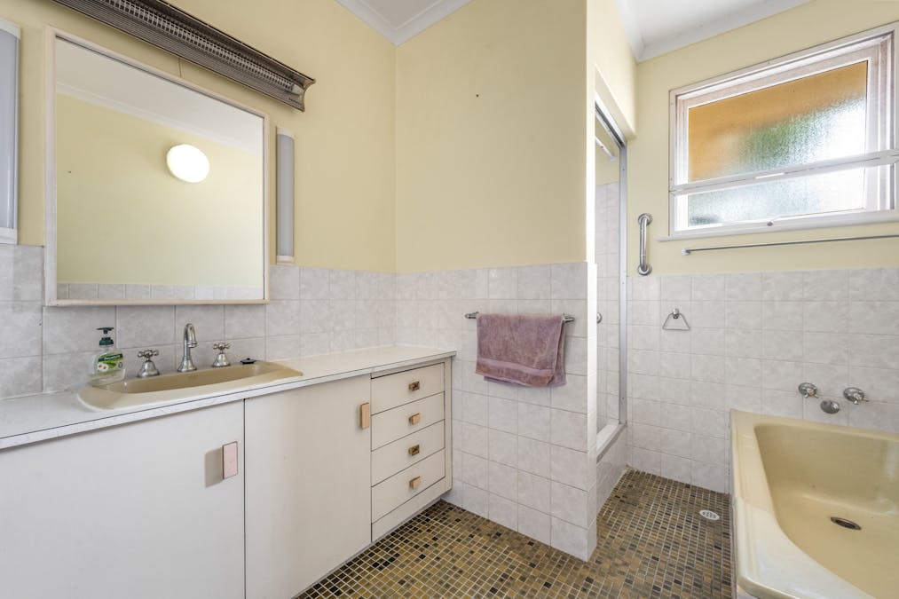 15 Dry Creek Road, Donovans, SA, 5291 - Image 10