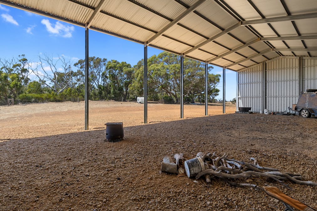 518 Range Road, Stokes Bay, SA, 5223 - Image 6