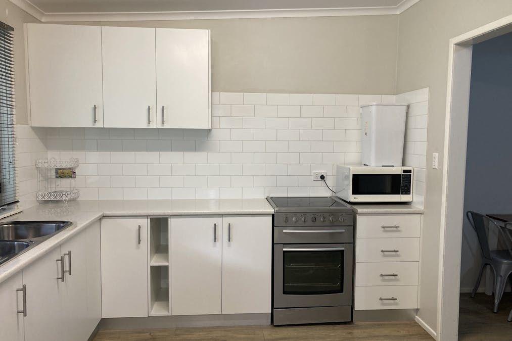 9a Loam Street, Dalby, QLD, 4405 - Image 5