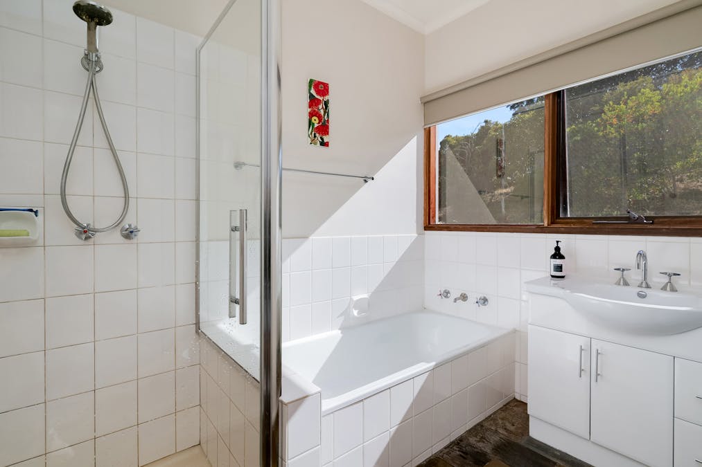 360 Simon Hill Road, Wallan, VIC, 3756 - Image 11