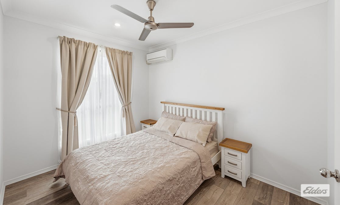 24 Viewpoint Way, New Auckland, QLD, 4680 - Image 12