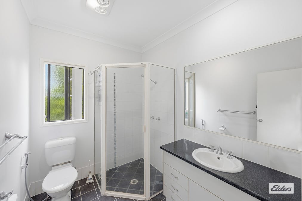 24 Viewpoint Way, New Auckland, QLD, 4680 - Image 11